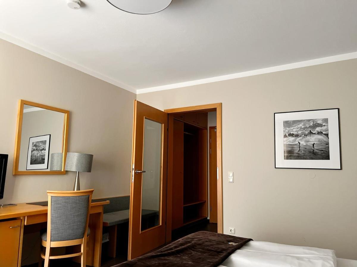 Hotel Prinz Munich Exterior photo