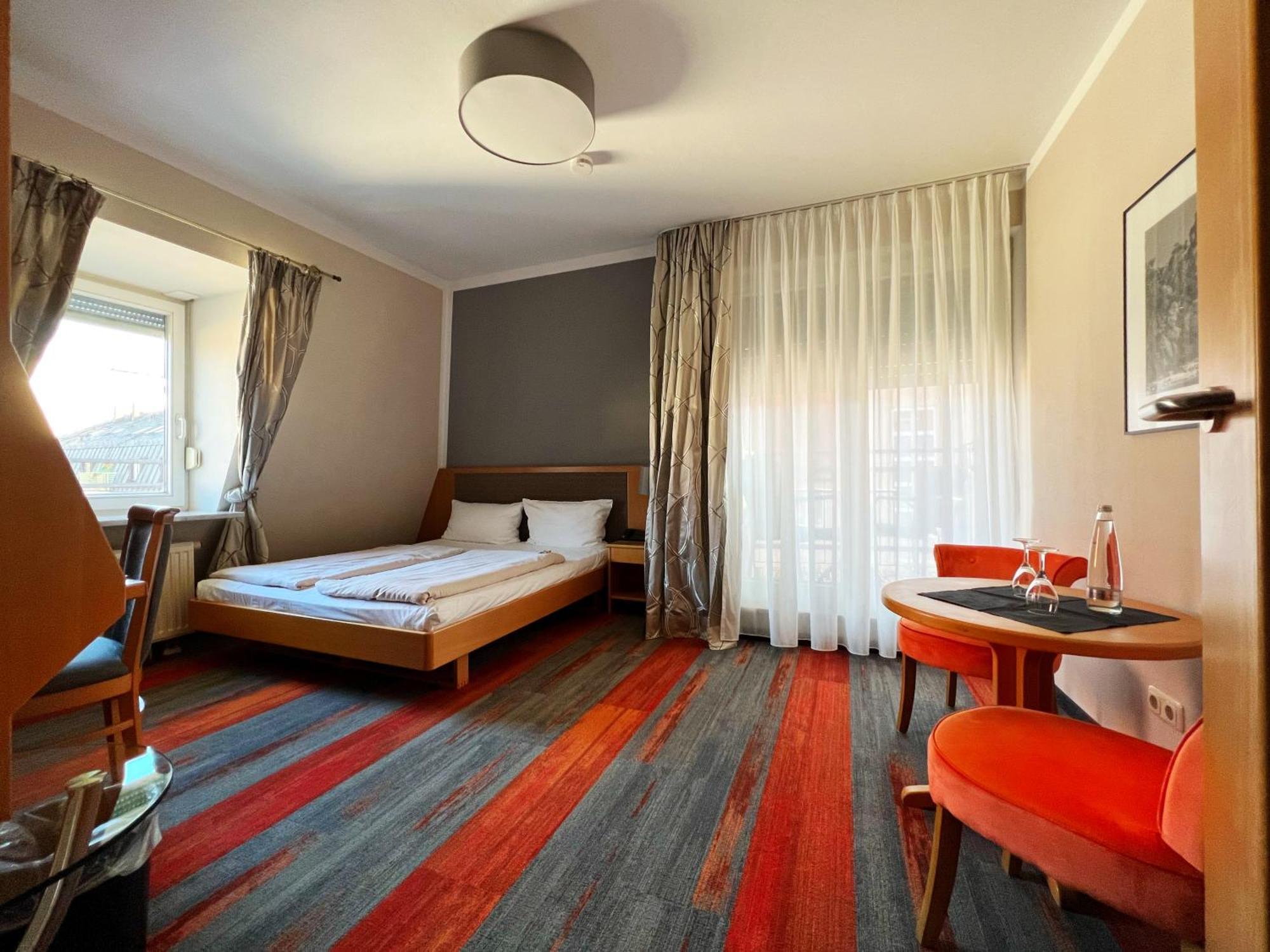 Hotel Prinz Munich Exterior photo